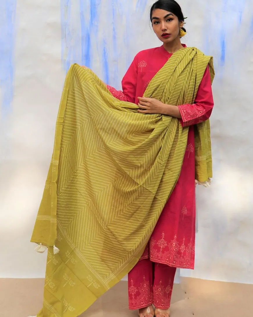 Parrot Green Handprinted Pure Cotton Dupatta -Skd