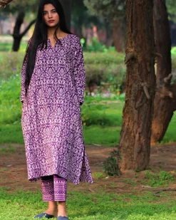 Purple Handprinted Pure Cotton Kurti Set Of 2-Slow