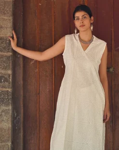 Quiet Tusk Ivory Block Printed Kurti - SFD