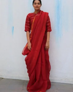 Red Charm Handwoven Linen Saree - Everyday Beautiful