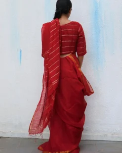 Red Charm Handwoven Linen Saree - Everyday Beautiful