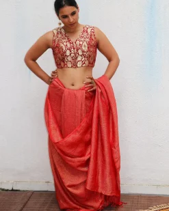 Red Handwoven Linen Zari Saree - TOG