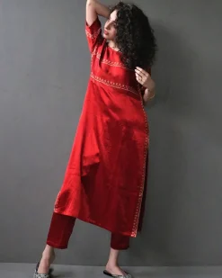 Rubahii Handprinted Mashru Silk Kurta Set