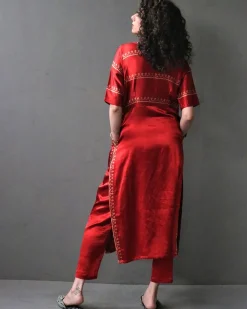Rubahii Handprinted Mashru Silk Kurta Set