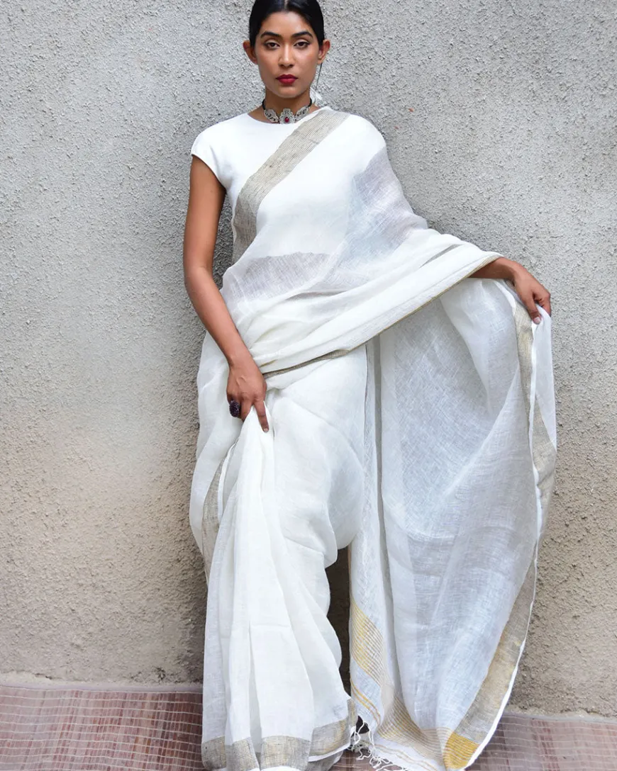 Selene Handwoven Linen Saree- Stardust