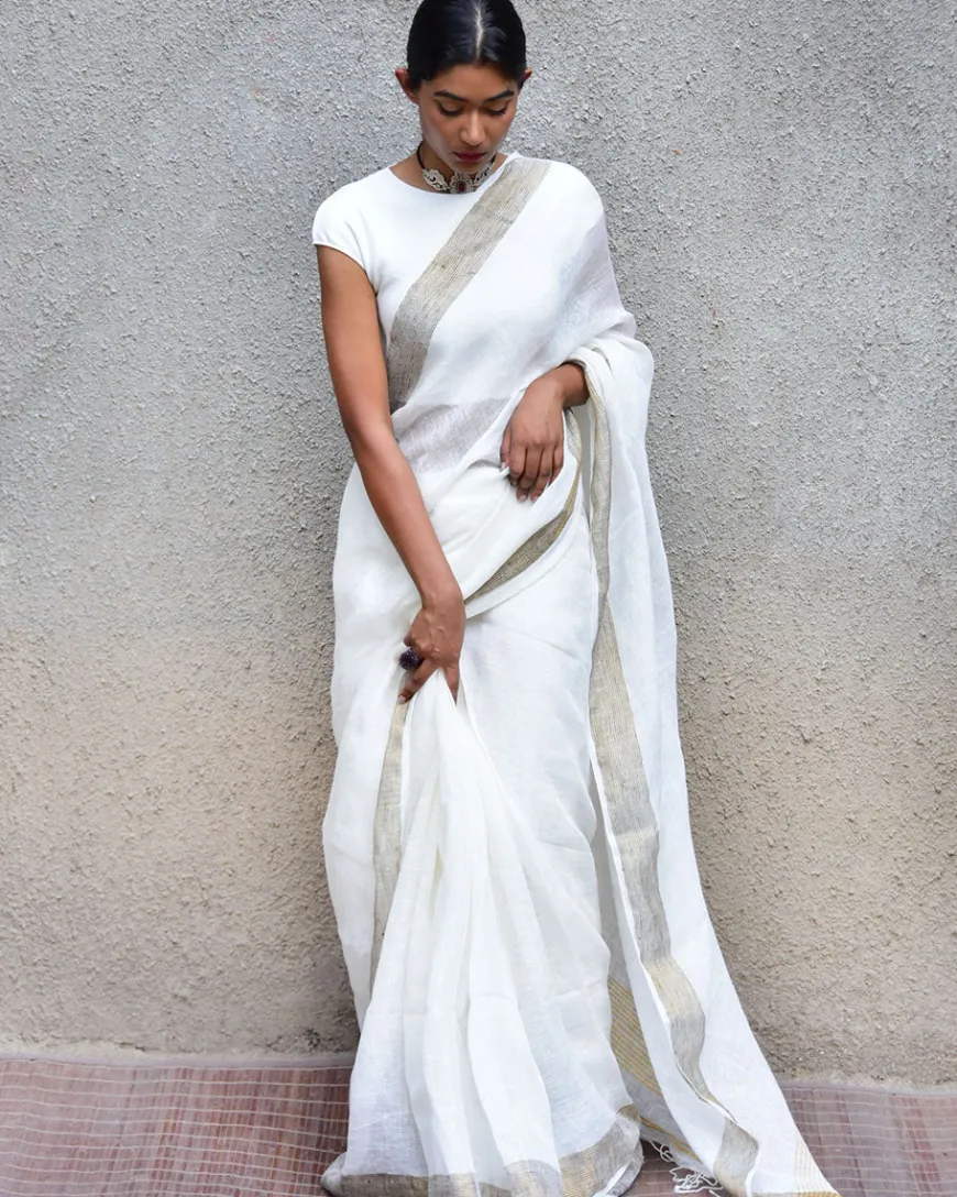Selene Handwoven Linen Saree- Stardust