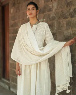 Swan’s Breath Ivory Block Printed Dupatta - SFD
