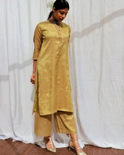 Swetambhara Handwoven Cotton Zari Kurta Set - Zari