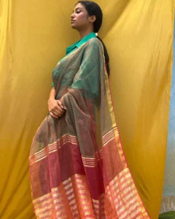 Two Tone Vermillion Handwoven Pure Linen Zari Saree-Sahasa