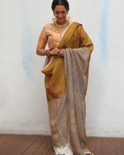 Udvita Handwoven Linen Zari Saree - Onam