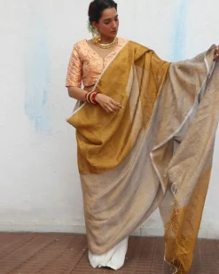 Udvita Handwoven Linen Zari Saree - Onam