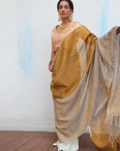 Udvita Handwoven Linen Zari Saree - Onam
