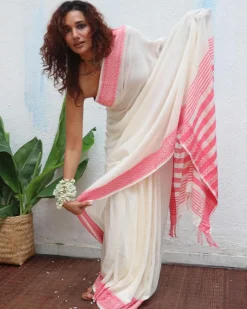 Vaarahi Handwoven Linen Cotton Jamdani Saree - Uma