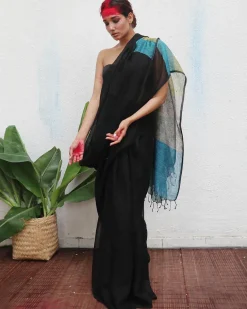 Virupakshi Handwoven Linen Saree - Kaali