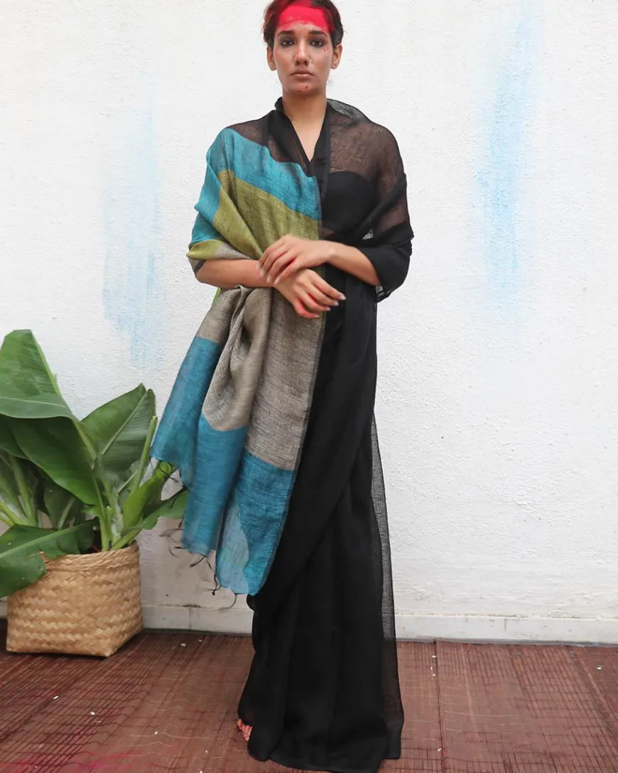 Virupakshi Handwoven Linen Saree - Kaali