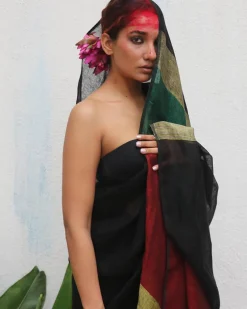 Yogini Handwoven Linen Saree - Kaali